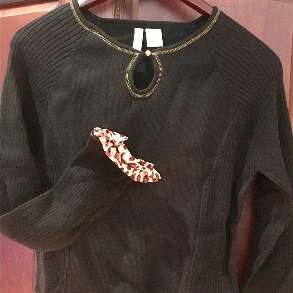 Twiggy London! Gorgeous Black Sweater. Leopard trim.